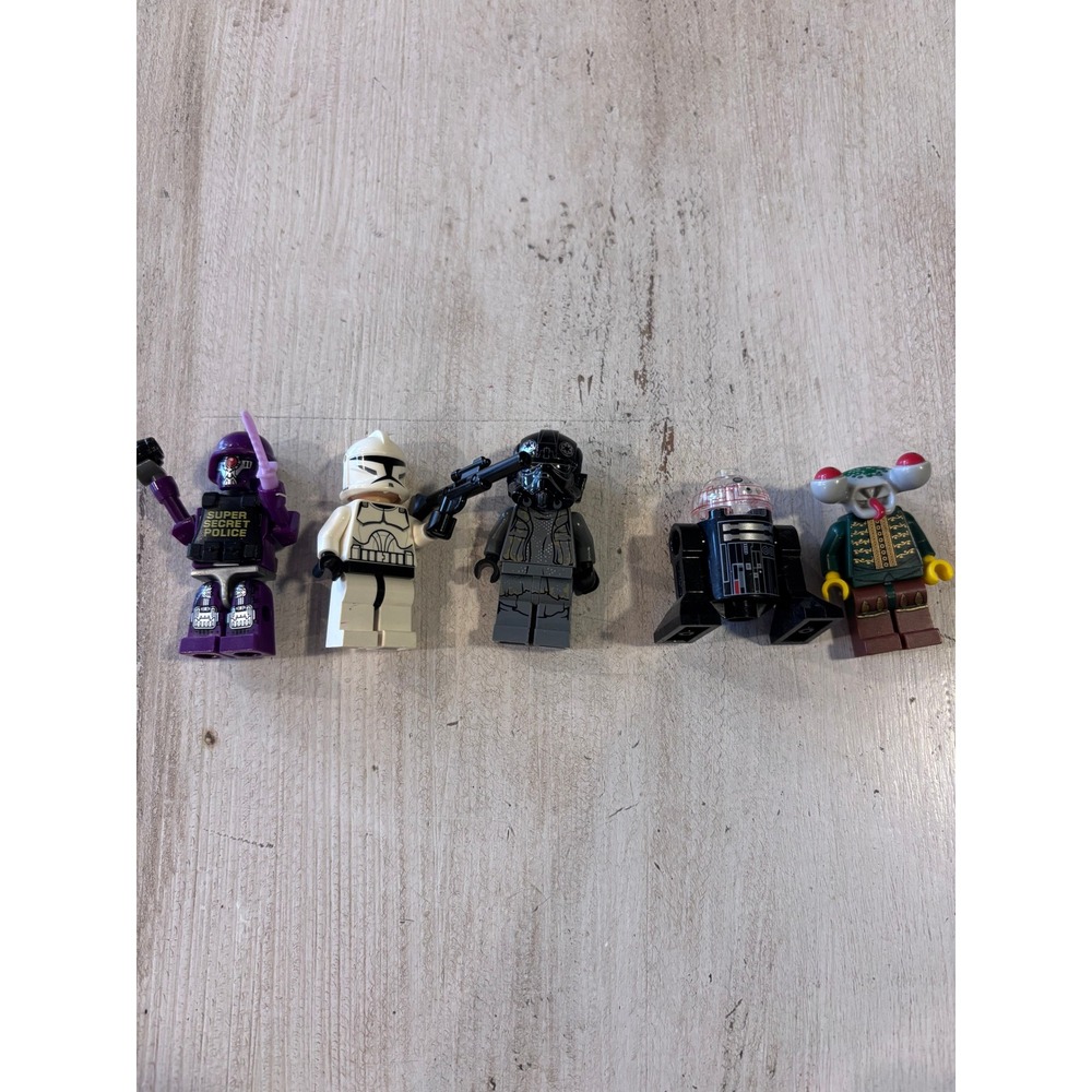 LEGO minifigures kids OS multicolor Star Wars and Movie lot of 5 figures